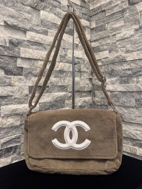 GWP CHANEL Precision Cloth Shoulder Bag with White CC Emblem.